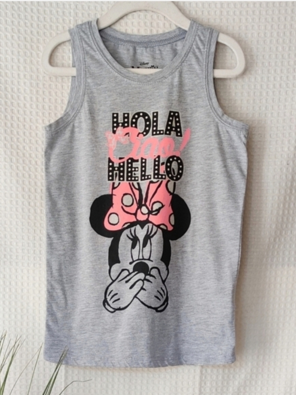 Disney Minnie w/Pink Bow, "Hola, Ciao, Hello" Girls Gray Tank Top Shirt Size M💰